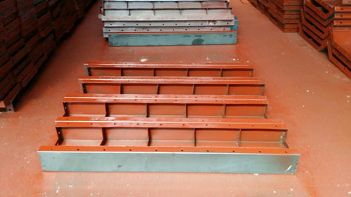 �l�合钢模板安装公司讲解组合桥梁钢模板施工的注意要�? />
							</div> 
						</a>
					</li>
					
					<li id=